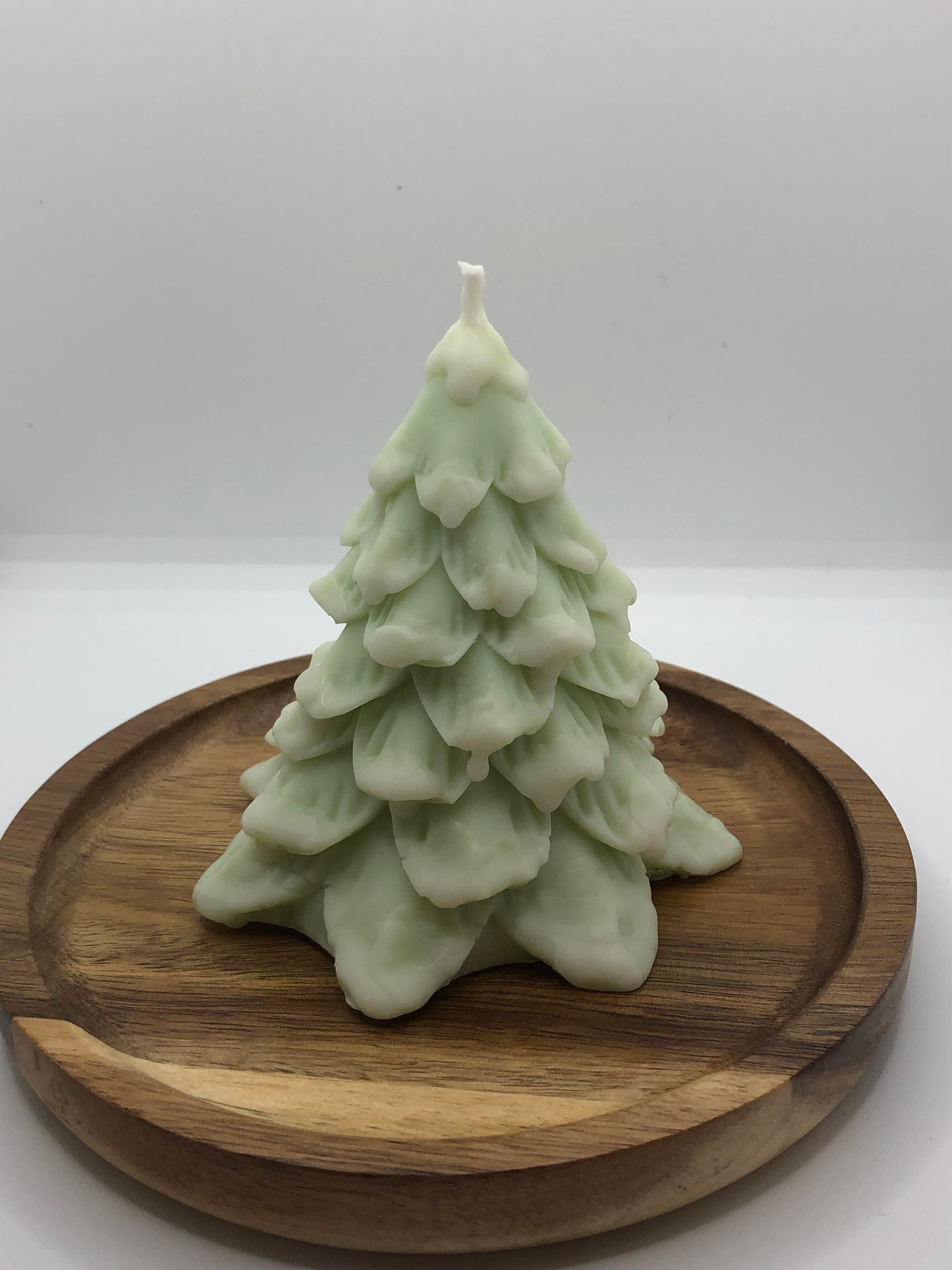 Verschneiter Tannenbaum